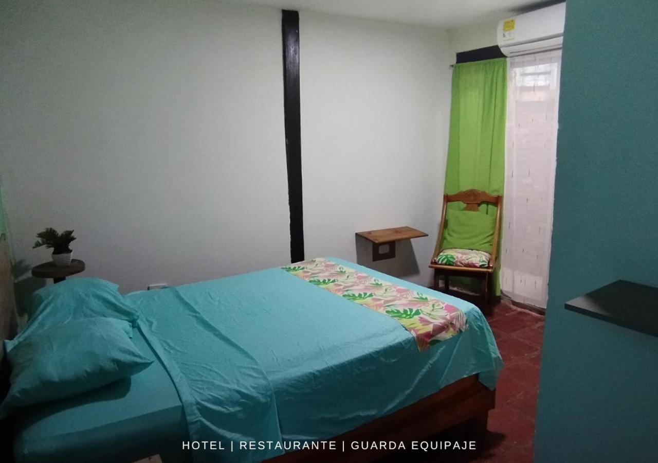 Hotel 4 Manzanas Santa Marta  Esterno foto